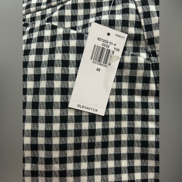 High-Waisted Pixie Trouser Shorts - Picture 4 of 4